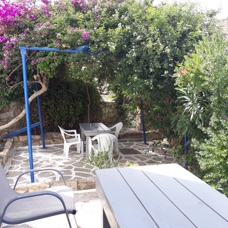 Aloni Apartment Камиларион Екстериор снимка